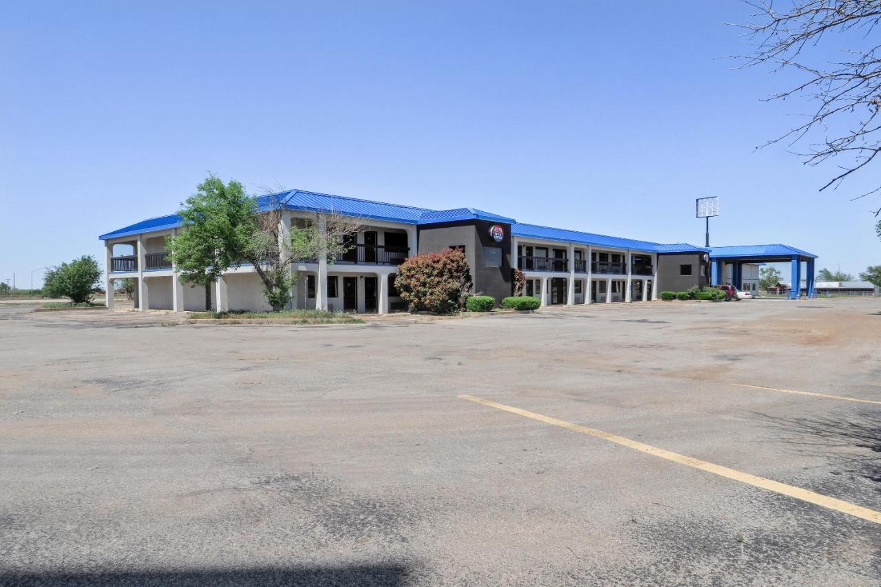 Lonestar Inn & Suites, Erick Ok Hwy 40 By Oyo المظهر الخارجي الصورة